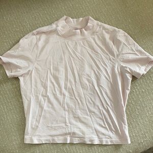 Cropped Lululemon workout top